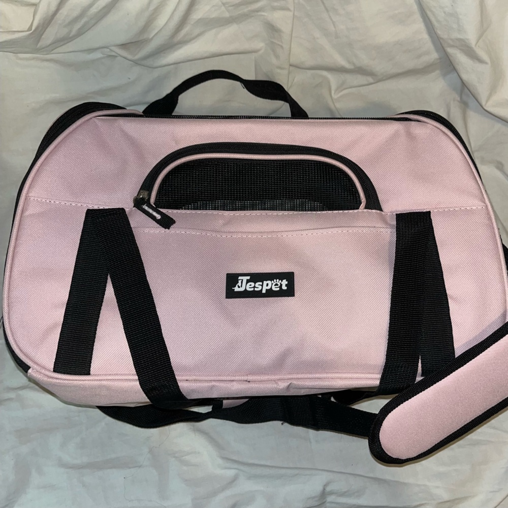 Jespet Soft-Sided Dog & Cat Carrier